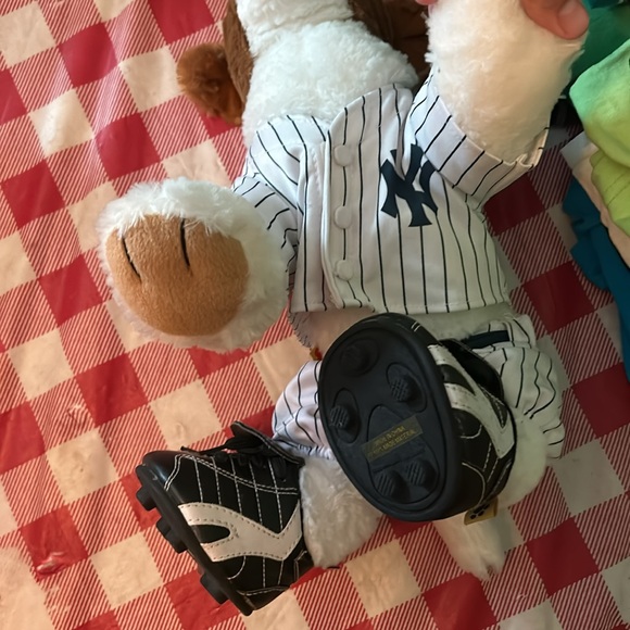 Derek Jeter Build•a•Bear Dog - Picture 4 of 6